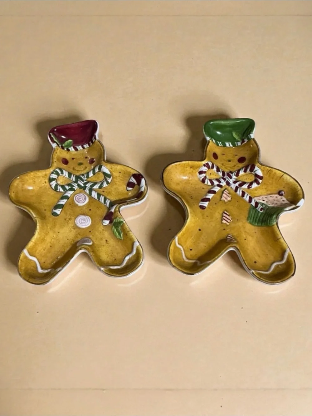Holiday Treats Festive Gingerbread Man Candy Dishes